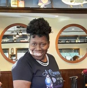 Meet your Posher, Brenda